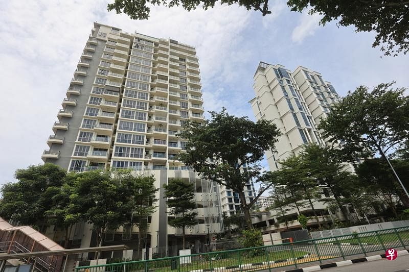 德明路一带的Questa@Dunman（左）和德明景。（ 唐家鸿摄）