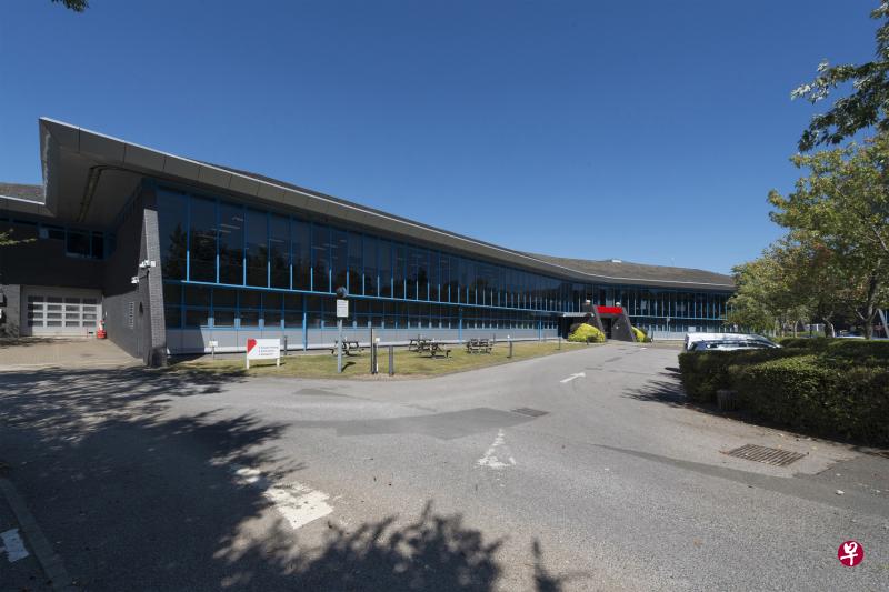 数据中心位于布拉克内尔（Bracknell）的永久地契地段，总建筑面积为9万4867平方英尺。（吉宝数据中心信托提供）