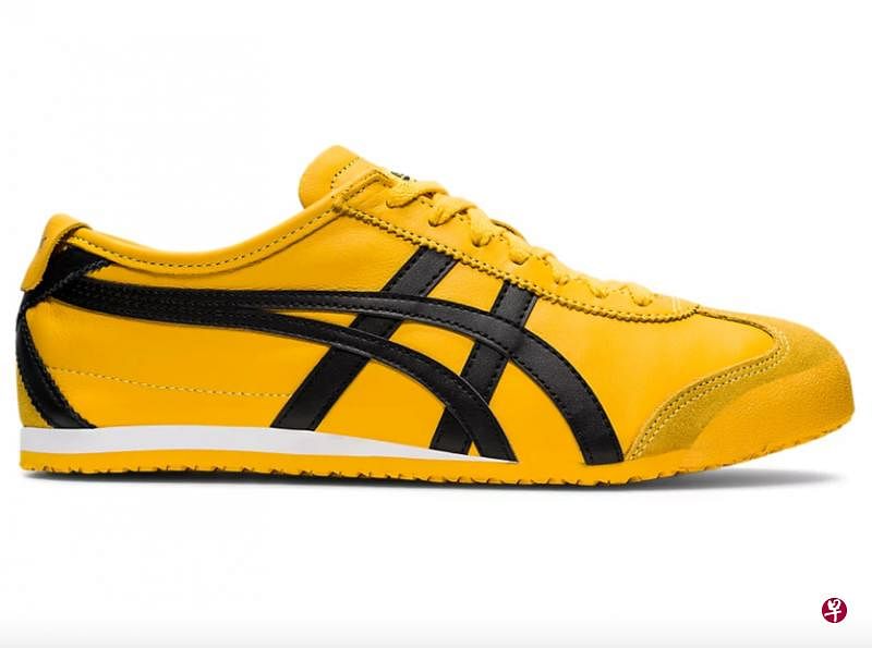 Onitsuka Tiger经典鲜黄配黑的Mexico 66鞋款和今年流行黄水仙色碰个正着，又可派上用场了。（Onitsuka Tiger提供）