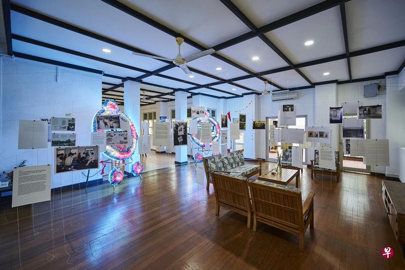 艺术村30周年群展“结尾”在樟宜一带黑白度假屋举行。