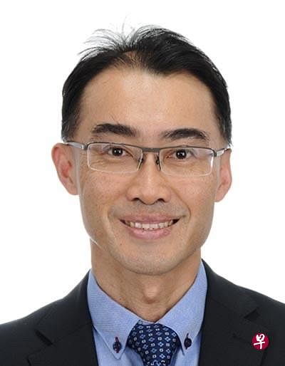 莫康慧医生：发声疲劳通常是由于不良的发声方式，声带肿胀和僵硬所引起。