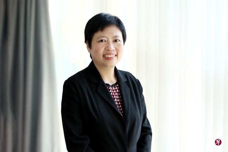 新加坡国立牙科中心吴美珍临床副教授致力于研究和教育，从多方面促进本地牙科发展。