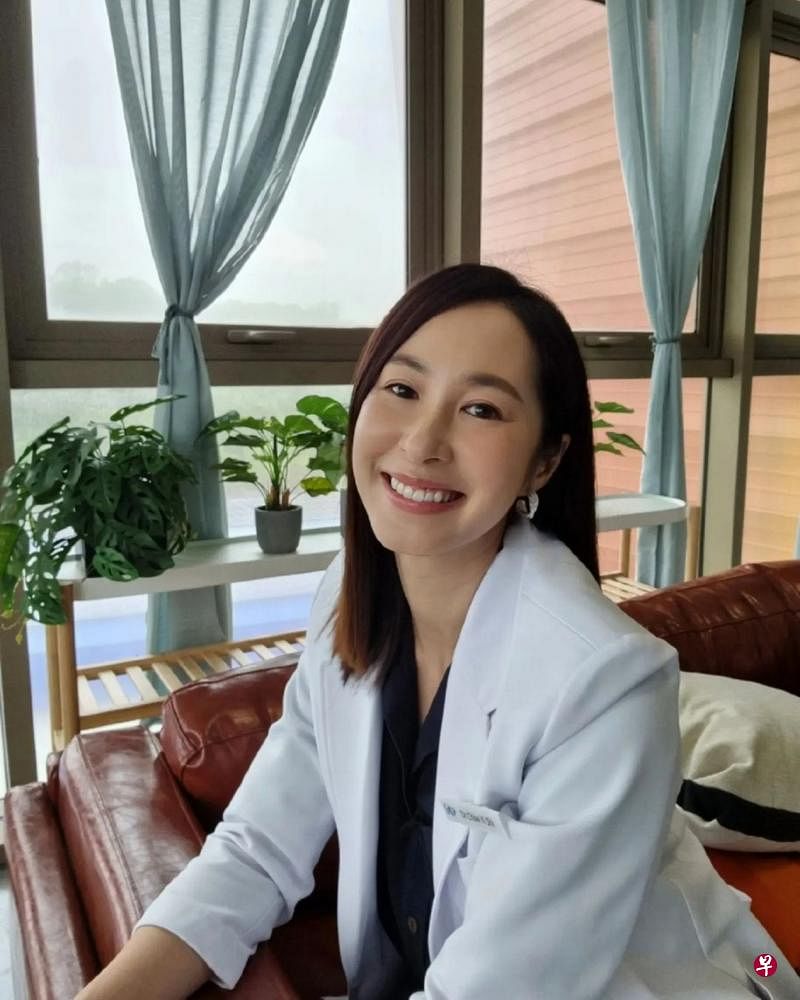 蔡琦慧已入长寿剧《医生不是药》剧组，饰演医生。（艺人社媒图）
