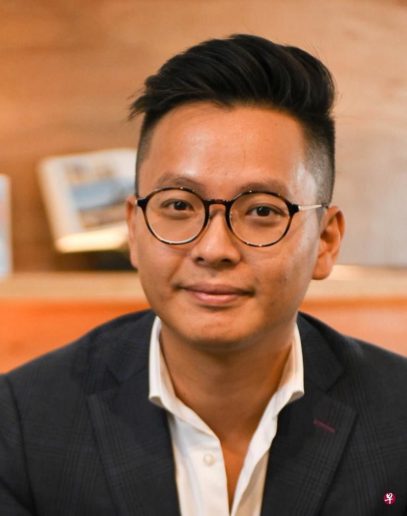 YouTrip首席运营官林敬康：出国消费无论是使用多元货币卡、借记卡还是信用卡，用户要慎防隐藏收费。（受访者提供）
