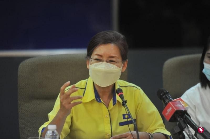 王赛之昨天记者会上回应，马来西亚华教筹款，不需要马来西亚儿女去卖身或卖儿卖女。（东方日报提供）