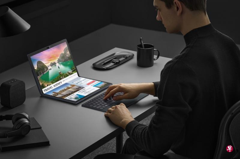 Zenbook 17 Fold OLED的四个扬声器都获得哈曼卡顿认证。（厂商提供）