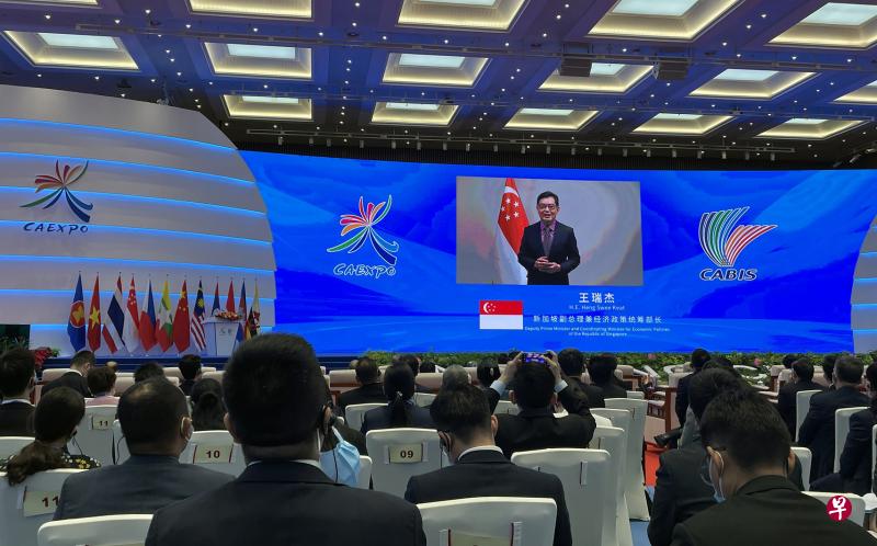 王瑞杰9月16日在第19届中国—东盟博览会发表视频致辞。王瑞杰指出，亚细安和中国是彼此最大的贸易伙伴，目前双方也在努力争取亚细安—中国自由贸易区的新一轮升级，这也是双方关系的基石。（王瑞杰面簿）