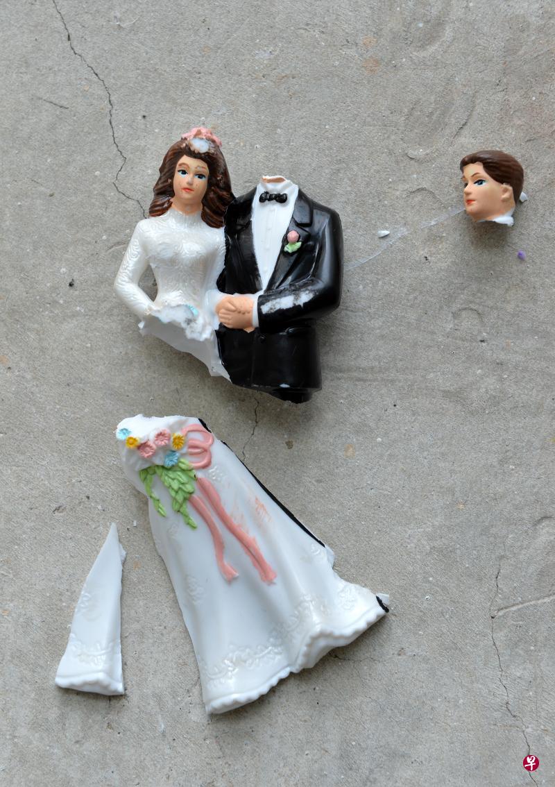妻子说无法再与丈夫生活下去，申请离婚。（示意图）