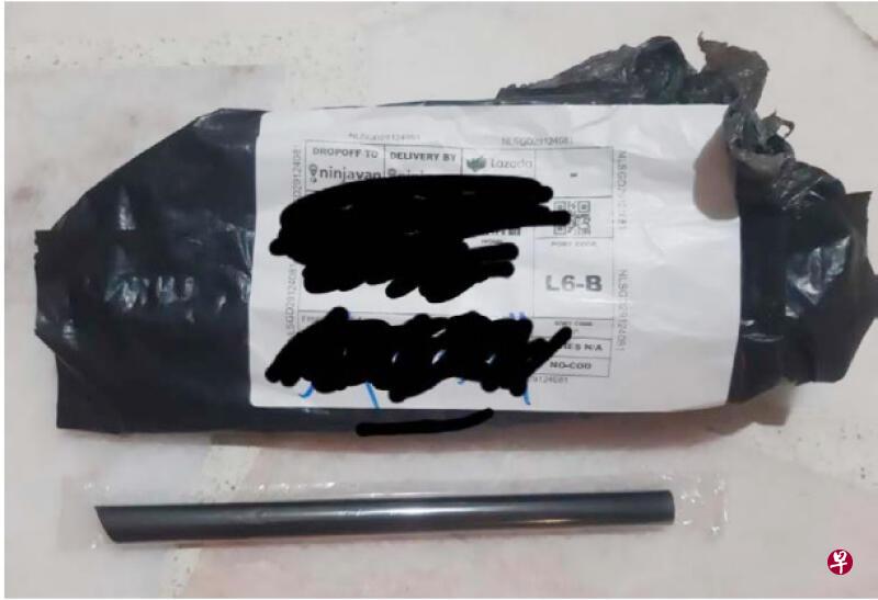  张先生指自己网购手机，最终却收到一根吸管。（受访者提供） 