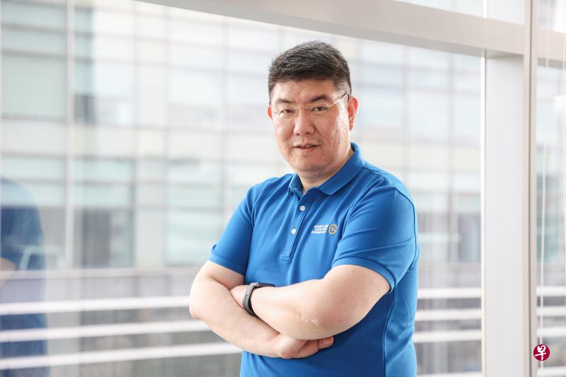 耿靖曾在中国、新加坡、美国大学就读或访学，拥有国际金融博士、金融工程硕士、公共行政与管理硕士等学位。（李冠卫摄）