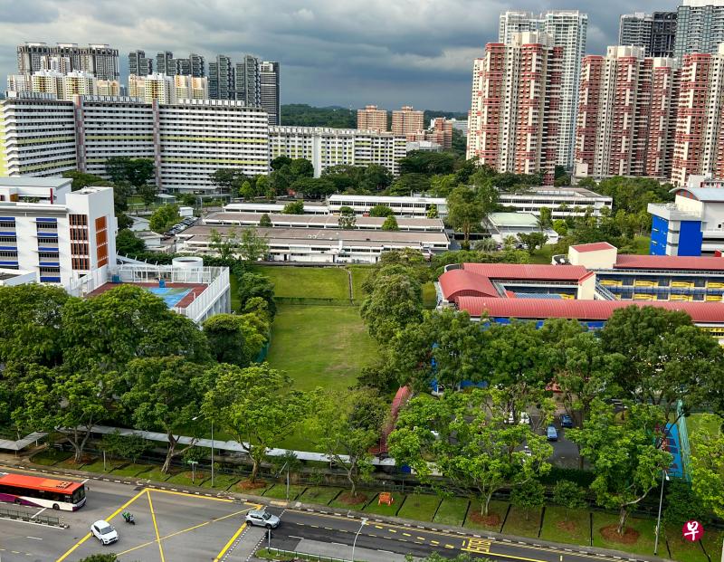 新协立将在位于红山的新协立综合设施后方的草场，加建一栋四层楼高的建筑，以增设更多新设施，扩建工程会在2024年竣工。（陈渊庄摄）
