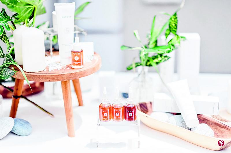 以色列护肤品牌Future Cosmetics主打草本配方美容滴。