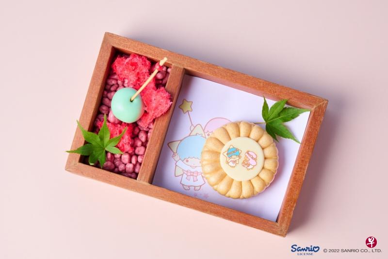 限时吉蒂猫和双子星小天使卡通主题咖啡座，食物造型可爱。（餐馆提供）→