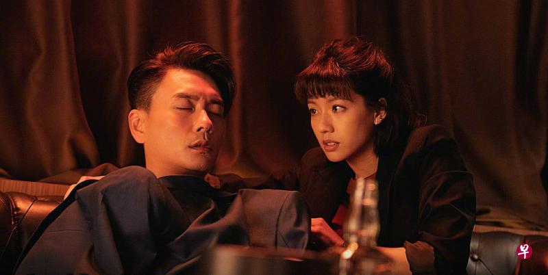 黄宗泽（左）、蔡思贝饰演一对欢喜冤家。