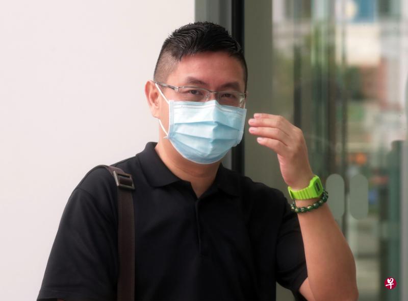 SMRT前采购助理苏俊兴六年内接收超过五万元的贿款，为三名公司董事提供关于竞争对手的报价资料。（档案照片）