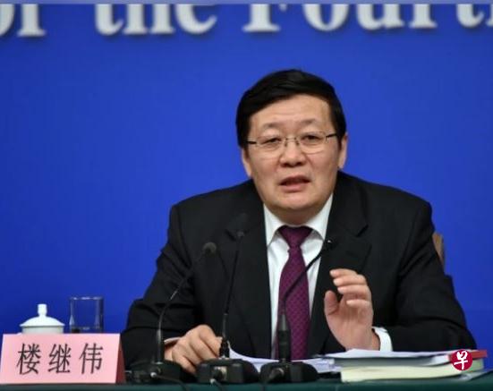 楼继伟坦言，中国有赤字率不能超过3％的信仰，这项规定其实是欧盟为成员国定下的，他认为没必要有这个执念。（互联网）