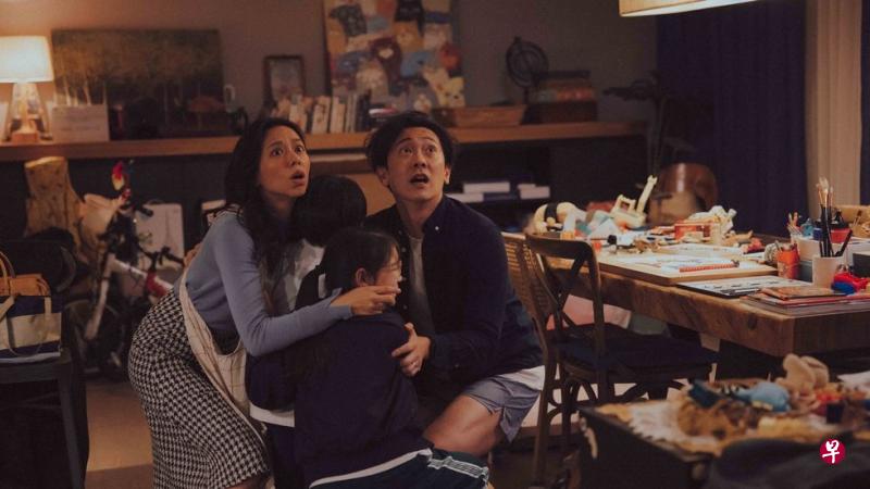夏于乔（左）和施名帅在《梅莉》扮演夫妻。