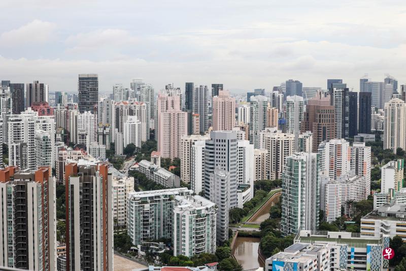 分析师认为，买方印花税调高或在短期内促使一些买家观望，但接下来更多新项目推出料重燃买气。（关俊威摄）