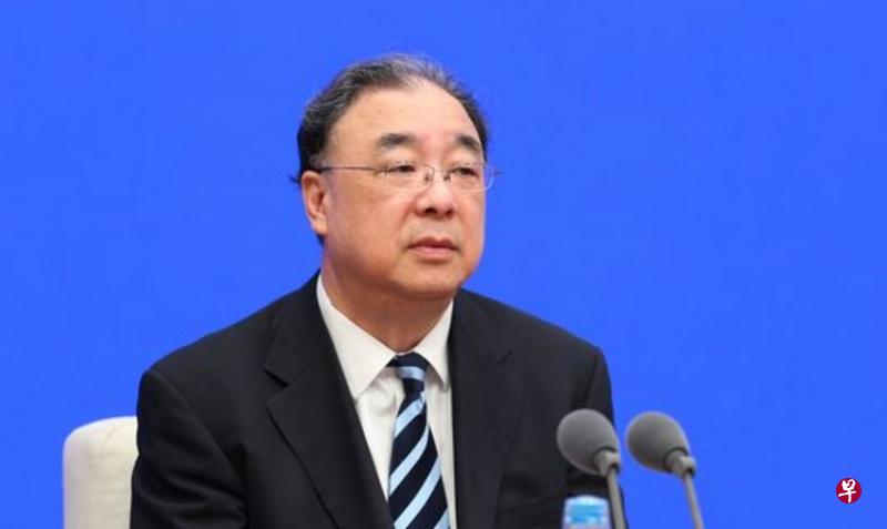 马晓伟以2917票赞成，21票反对，八票弃权，连任中国国家卫生健康委员会主任。（互联网）