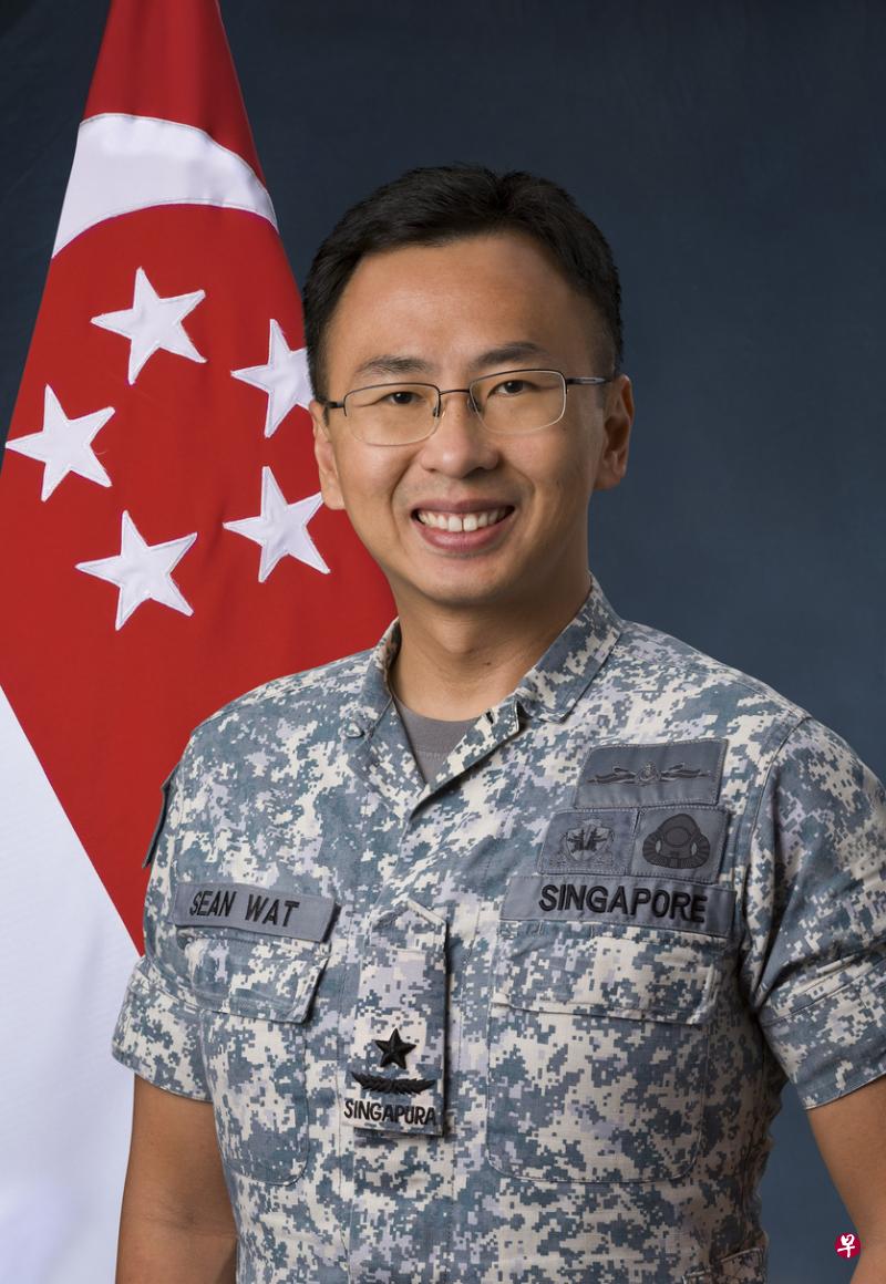 新加坡海军总长屈坚文准将指出，结合人工智能和数据分析将是扩大海军力量的关键。（国防部提供）