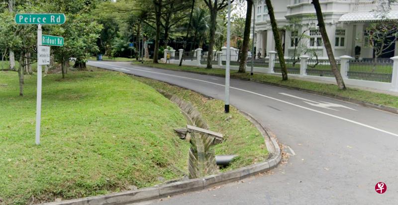 莱道路位于第10邮区。莱道路26号和31号洋房是国有产业，目前分别出租给内政部长兼律政部长尚穆根和外交部长维文医生。（谷歌地图截图）