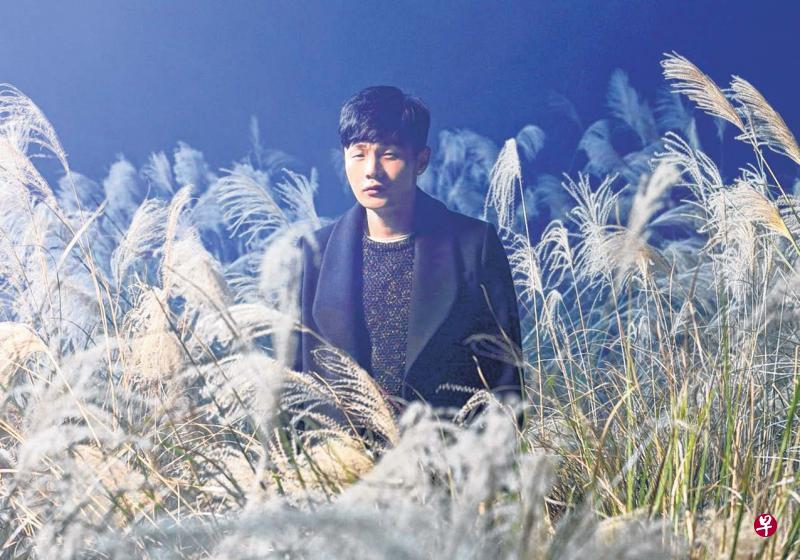李荣浩第三张创作专辑《有理想》有三首歌曲入榜。