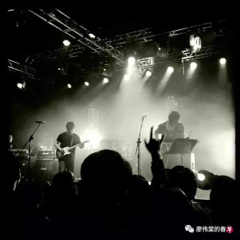 李志在香港演出。