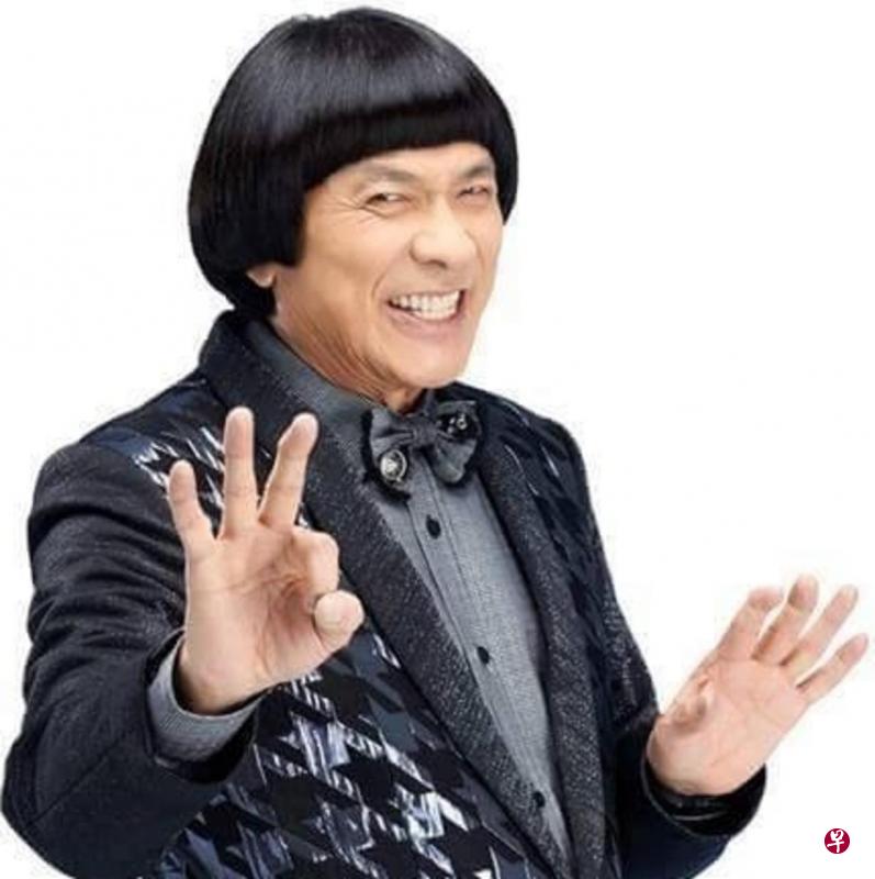 猪哥亮不顾形象，戴着西瓜头假发搞笑。（档案照）