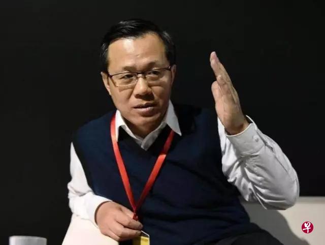 卓伟有“中国第一狗仔”称号，他的微博号今天被封。（互联网）