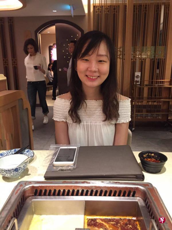 李婉宁23岁，英国纽卡斯尔大学毕业生。（受访者提供）