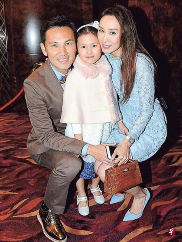 林文龙说，太太郭可盈和女儿彼此很黏。（搜狐娱乐图）