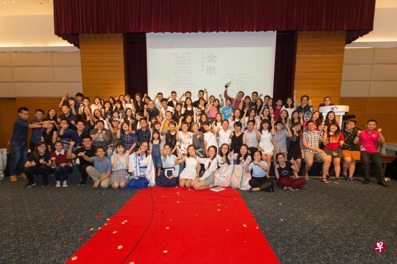 联合学生通讯员与编辑顾问大合照。（联合学生摄影队）