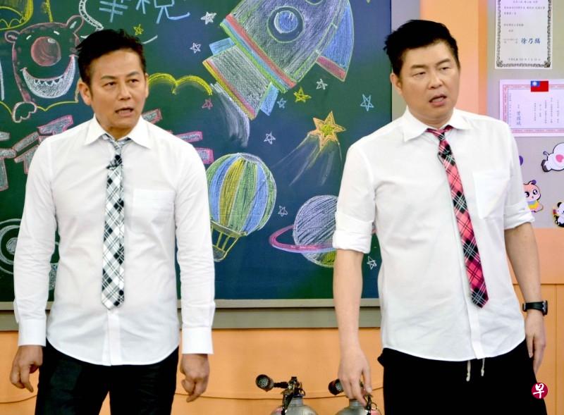 徐乃麟（左）主持《天才冲冲冲》飙骂来宾惹争议，搭档曾国城无辜被牵累。（互联网）