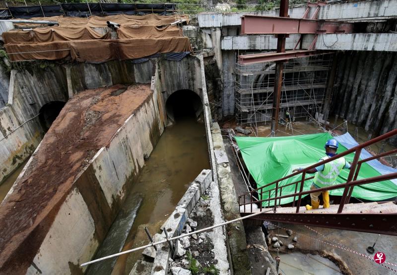 武吉知马1号分水渠、史丹福分水渠和史丹福地下储水池工程将陆续于明年不同季度完工。（陈渊庄摄）