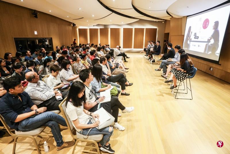 《联合早报》在3月17日举行的《六封信》双语对话会，吸引80名读者参加。（档案照）