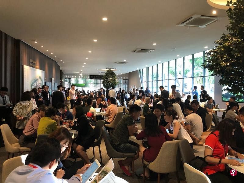 Affinity at Serangoon前天开始开放预览，吸引了4000人前来。（Oxley Serangoon提供）