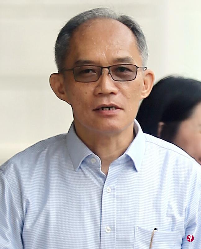 另一被告吴兴锦是业高国际高级财务及行政经理。（海峡时报）