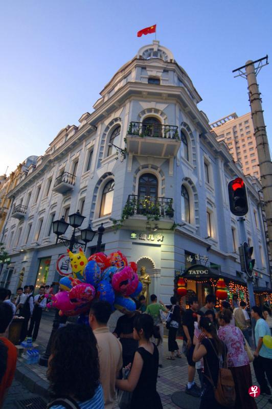 浓厚的民风民俗，经典的欧式建筑。