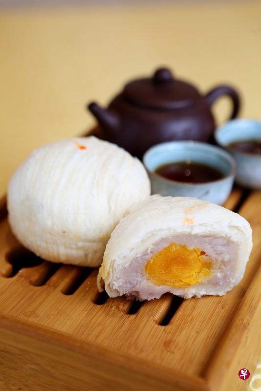 潮州单黄酥皮芋泥月饼