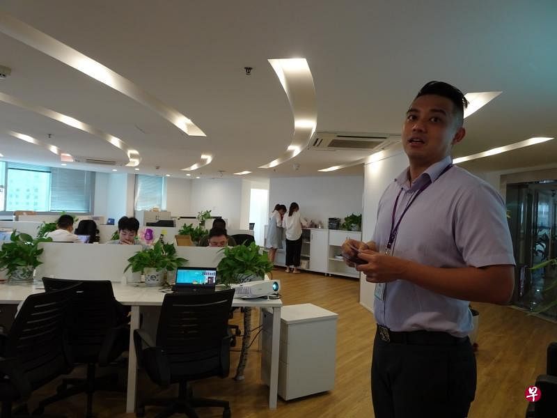 陈德斌认为，新加坡企业进军中国市场，就算在当地找到合适的合作伙伴，基于两国工作文化上的差异，仍需一段时间的磨合、相互适应。（郭嘉惠摄）