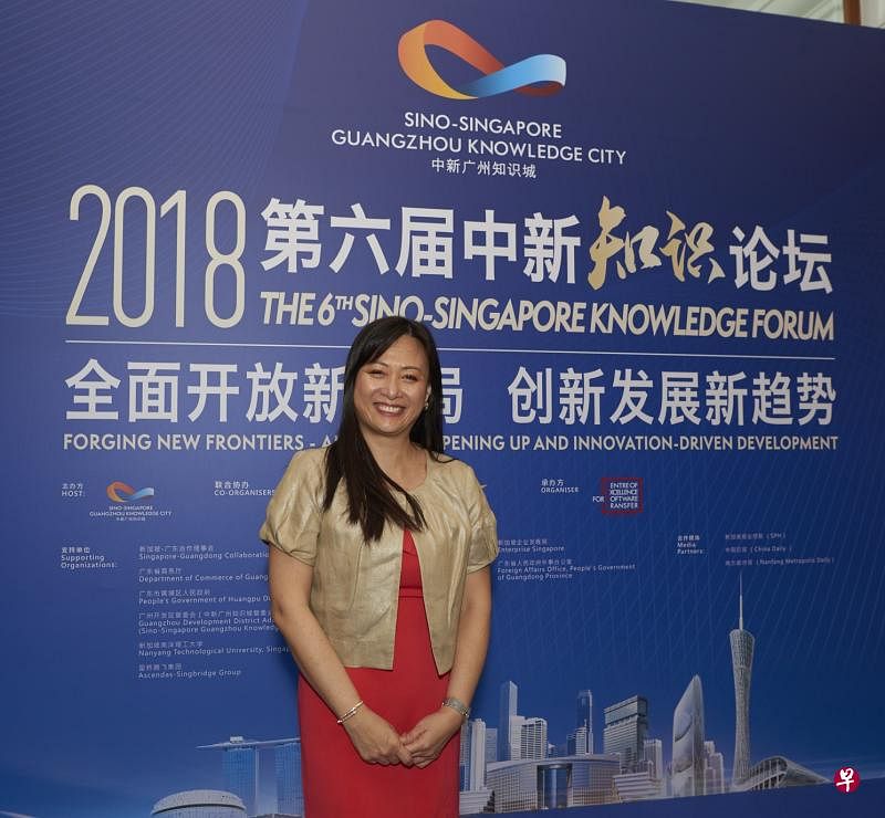 中新广州知识城董事长陈萃菁说：“中新广州知识城产业联盟是我们一个重要的创举，它将为入驻企业打造一个有宜的生态环境，促成企业合作发展和加速成果转化。”（中新广州知识城提供）