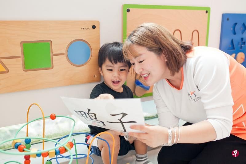 通过玩乐学华文，孩子才能运用并牢牢记住。（图片由受访者提供）