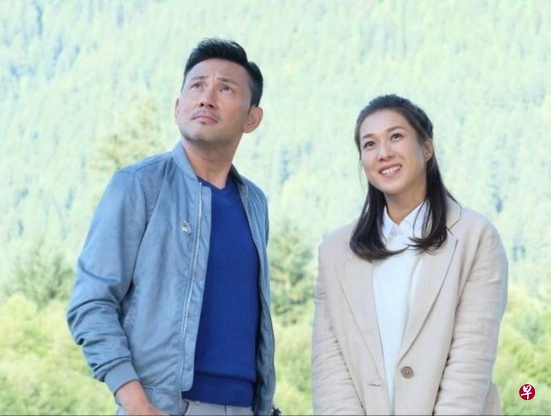 林文龙（左）和钟嘉欣剧中有感情线。（互联网）