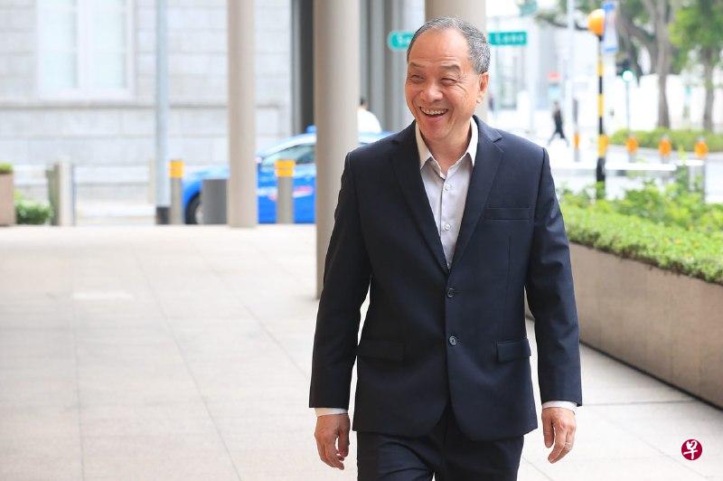 工人党市镇会审讯进入第九天。工人党前党魁刘程强接受盘问。（海峡时报）