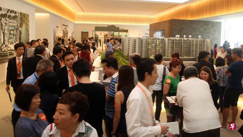 　桦丽居销售展厅在实龙岗nex购物中心旁，预览活动为期两周，料下月10日正式销售。（邝启聪摄）