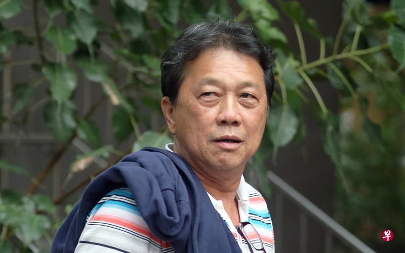 昨午出庭供证的承包商郑荣传表示，谢成兰曾叫他不要保留挂花场收据，以免被当局轻易追查到。（海峡时报）