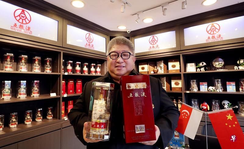 　云伟龙认为，白酒文化代表了一种中华文化，有历史、有故事、有感情、有灵魂。中国人重感情，酒代表的是情谊，以酒为媒，广交天下朋友。（陈来福摄）