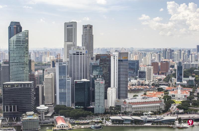 作者认为国内外因素的复杂化，致使我国国土安全形势一直很严峻，再严密的防恐网络也不能确保万无一失，国人的警惕心仍是第一道防线。（档案照）