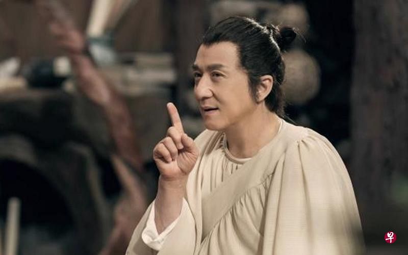 成龙《神探蒲松龄之兰若仙踪》演出蒲松龄。（邵氏提供）