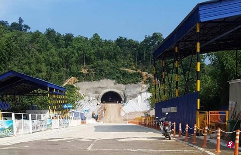 东铁项目相关工程至今已完成约14%。（星洲日报）